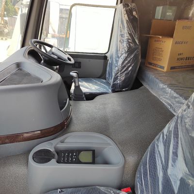 6 mois Service après-vente Sinotruk HOWO 10 pneus 10 roues 6X4 camion de transport de décharges