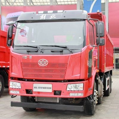 Sinotruck Camion de construction à direction hydraulique pour les applications hors route et minières