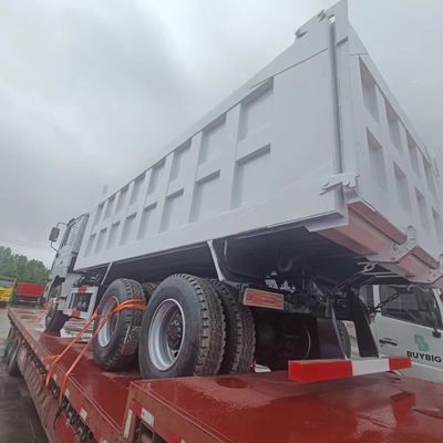 Camion à décharge de 40 tonnes avec direction hydraulique et 6 mois
