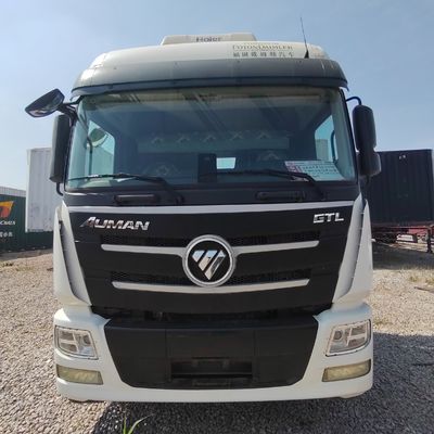 31 à 40 t Capacité de charge Diesel Auman 6X4 Chariot tracteur pour la construction et le transport