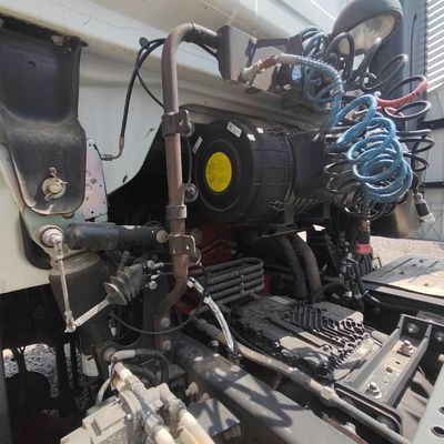 31 à 40 t Capacité de charge Diesel Auman 6X4 Chariot tracteur pour la construction et le transport