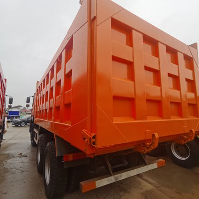 Sinotruck 6X4 pour le transport industriel, camionneur à décharge lourd de 30 t