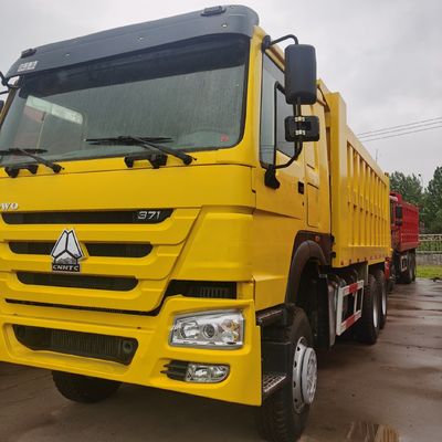 Boîte de chargement en acier au carbone Sinotruck Taper Truck 6X4 pour le transport industriel lourd