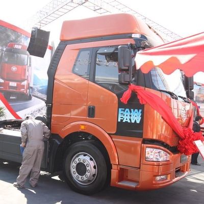 460 chevaux de poids lourd FAW Jh6p 6X4 Diesel Euro 3 Tracteur de camion avec 12m * 2,55m * 4m dimensions