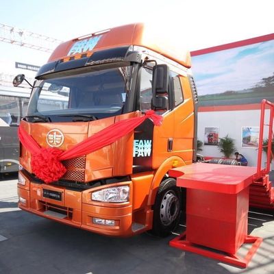 460 chevaux de poids lourd FAW Jh6p 6X4 Diesel Euro 3 Tracteur de camion avec 12m * 2,55m * 4m dimensions