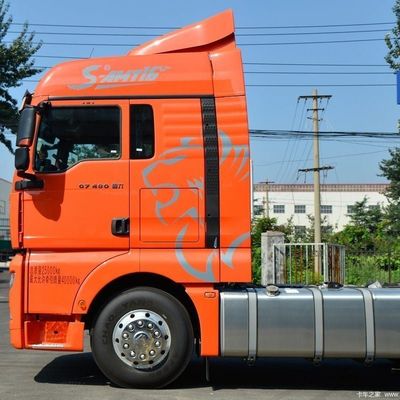 Camion à rouleaux lourds Shacman personnalisé avec réservoir de carburant de 400 litres et suspension pneumatique