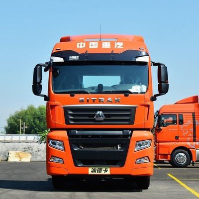 ZZ4257N3247E1H Conception de pneus sans tube Sinotruck Tracteur lourd avec réservoir de carburant de 1000L