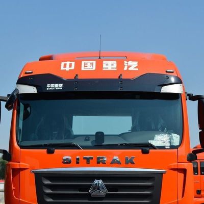 ZZ4257N3247E1H Conception de pneus sans tube Sinotruck Tracteur lourd avec réservoir de carburant de 1000L