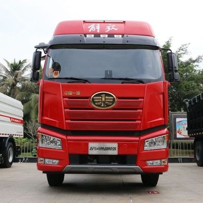 Displacement électrique FAW Jiefang J6p 6X4 Tracteur électrique pur à 12 vitesses