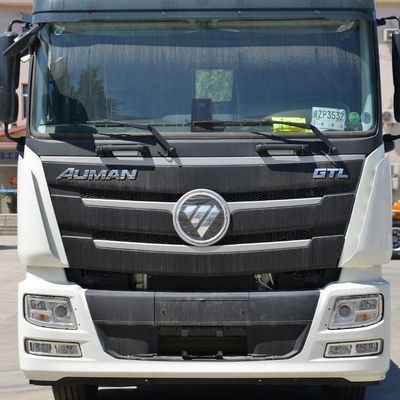 Le véhicule est équipé d'un moteur à commande numérique.
