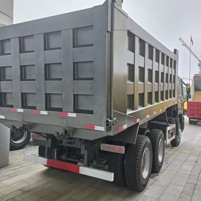 Hovo 6X4 LHD avec direction hydraulique et capacité de chargement de 40 t