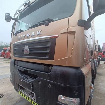 Camions lourds de 351-450 ch avec siège à suspension pneumatique et réservoir de carburant de 600 L sur plateforme en ligne