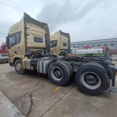 Véhicule de remorquage à semi-remorque haut lourd avec siège en suspension pneumatique par Delong X3000