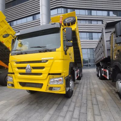 Sinotruck Tipper camion de décharge utilisé avec direction hydraulique 30t capacité de charge et vendre