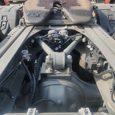 Camion-tracteur diesel lourd pour le remorquage de semi-remorques et le transport intensif