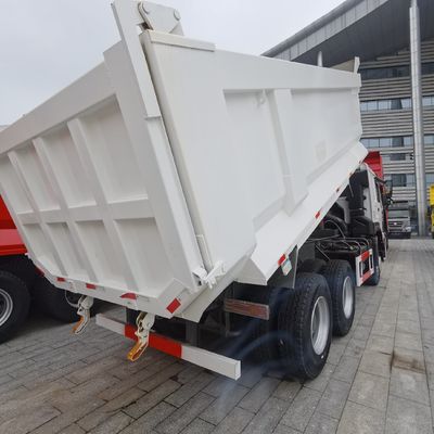Transmission manuelle Sinotruk Chassis camionneur-déchargeur pour le transport industriel lourd