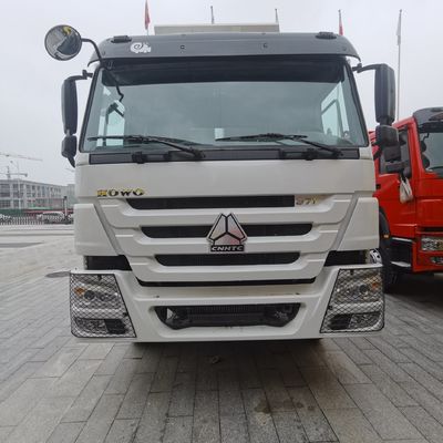 Camion à décharge à châssis Sinotruk personnalisé avec conception de pneus sans tube et assistance électrique