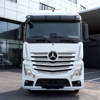 Camion lourd Mercedes Actros 510HP 6X4 Tracteur modèle 2651 LS avec conception de pneus sans tube