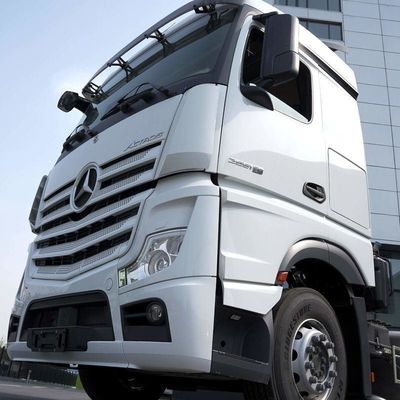 Tracteur Mercedes Actros 6X4 conforme à la norme nationale VI et à la norme d'émission Euro 5