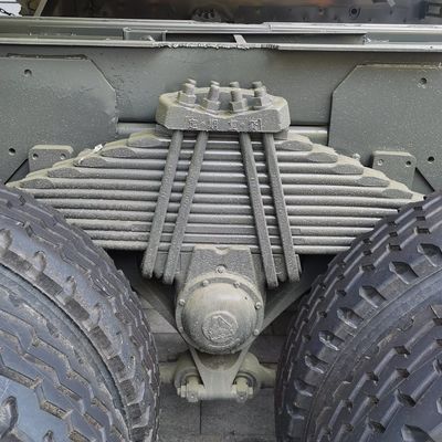Chassis Sinotruk de 30 à 40 tonnes à transmission manuelle