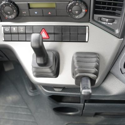 Certification et délivrance des pneus DOT pour les camions Mercedes Benz destinés au transport commercial