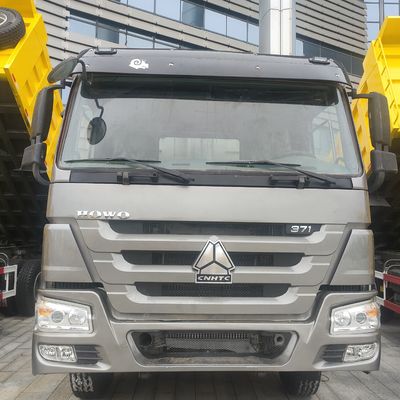 Vendre 6x4 10 roues HOWO camion à ordures d'occasion Service après-vente pendant 6 mois