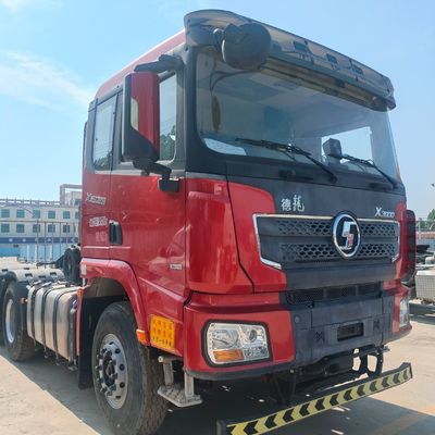 Shaanxi Automobile Delong X3000 Véhicule de traction lourd avec réservoir de carburant de 400L