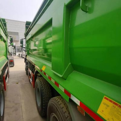Vente de camions à décharge à roulement hydraulique à châssis Sinotruk avec norme d'émission Euro 5