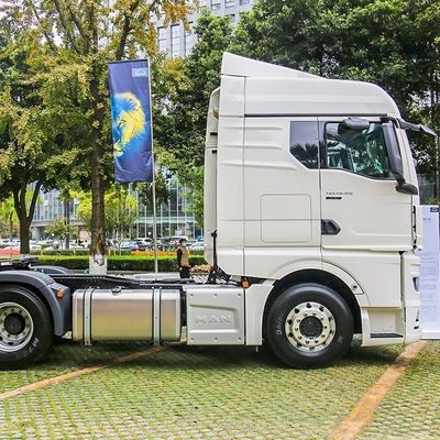 Camion lourd de la série Tgx pour homme avec 510 chevaux et transmission automatique 6X4