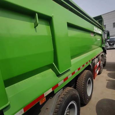 Vente de camions à décharge à roulement hydraulique à châssis Sinotruk avec norme d'émission Euro 5
