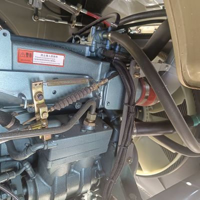 Transmission manuelle 6X4 camionneur-déchargeur avec direction hydraulique et pneus d'assistance