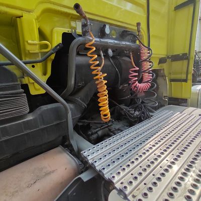 Sitrak 6X4 Camion tracteur pour la construction et le transport Siège du conducteur Siège de suspension pneumatique