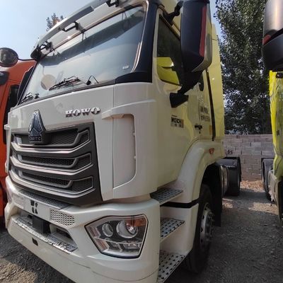 Camion tracteur 6X4 d'occasion avec pneus sans tube et 351-450 chevaux