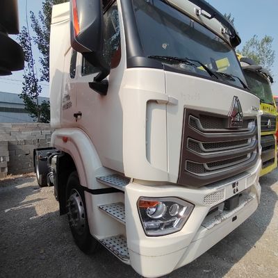 Camion tracteur 6X4 d'occasion avec pneus sans tube et 351-450 chevaux