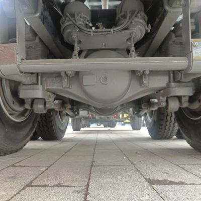 Chassis Sinotruk camion-déchargeuse d'occasion avec certification ECE et assistance électrique