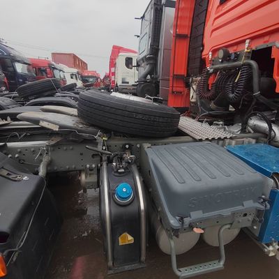 Transmission manuelle 6X4 Camion-tracteur pour le transport de marchandises en bon état