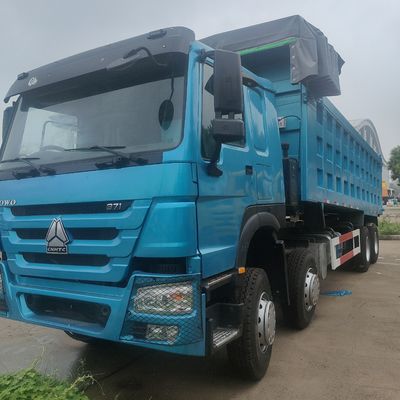 Groupe national de camions lourds prime s 8X4 HOWO camions de décharge miniers et réservoir de carburant de 400L