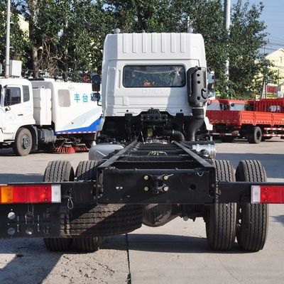 Véhicule commercial Dongfeng 180 chevaux 4x2 9,6m Truck à boîte pour charges lourdes et longues distances