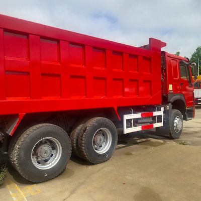 Chassis et pneus Sinotruk utilisés dans la structure des véhicules industriels pour des tâches lourdes