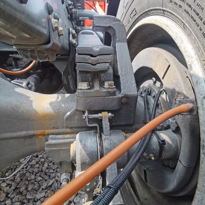 Camion à remontage Shacman avec sièges de boîte de chargement en acier au carbone ≤5 600L