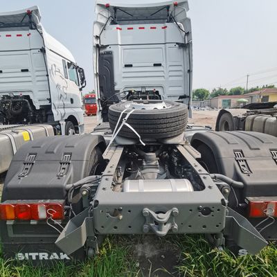 Sitrak 4X2 480 HP Tracteur lourd avec réservoir de carburant 1000L en ligne et personnalisation