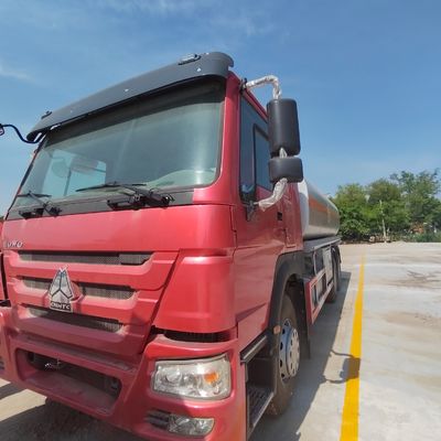 Sinotruk HOWO 6X4 336HP 15cbm camion-citerne à vide camion-égout modèle Zz1257n4641W avec 1