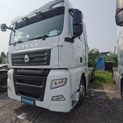Sitrak 4X2 480 HP Tracteur à remorque personnalisé avec réservoir de carburant 600L et monnaie américaine