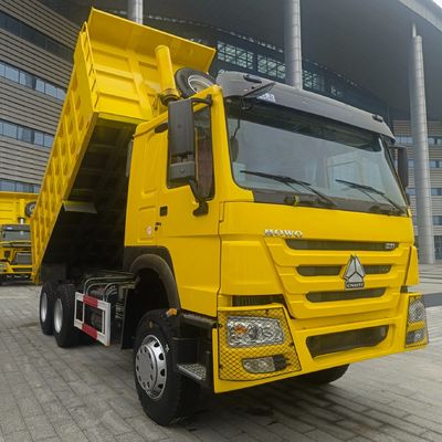 Poids lourd HOWO camion de transport diesel à décharge automatique 4-6L capacité du moteur et coût de transport