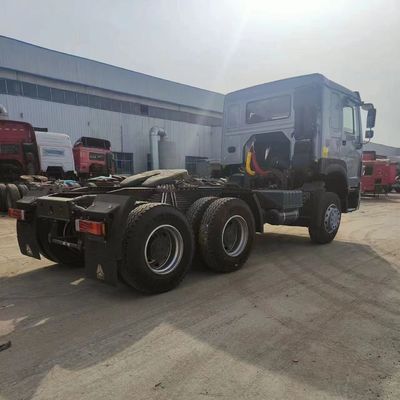 400L réservoir de carburant Sinotruck Tracteur Truck HOWO pour le remorquage des charges lourdes efficacement