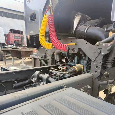Solution de remorquage de décharge Shacman Truck HOWO avec siège à suspension pneumatique 351-450 ch Sièges ≤5