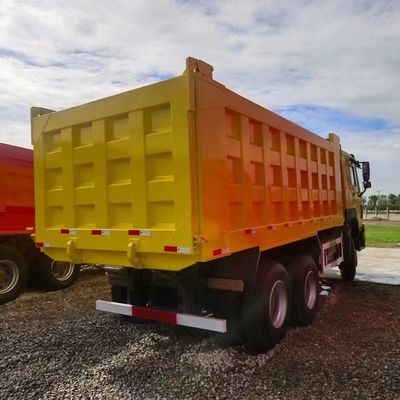 Utilisé HOWO Camions lourds pour le transport de camions-déchargeurs lourds sièges moteur diesel ≤5