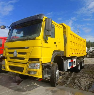 Chassis Sinotruk Camion de décharge d'occasion Véhicule de transport Camion de décharge autonome avec pneu