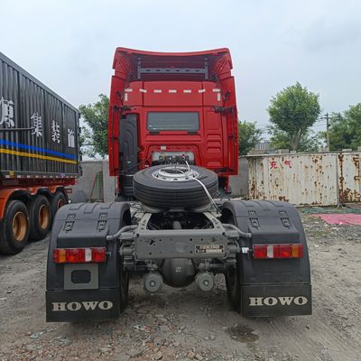 Utilisé HOWO remorque tracteur avant 31-40t capacité de charge politique de remboursement de retour