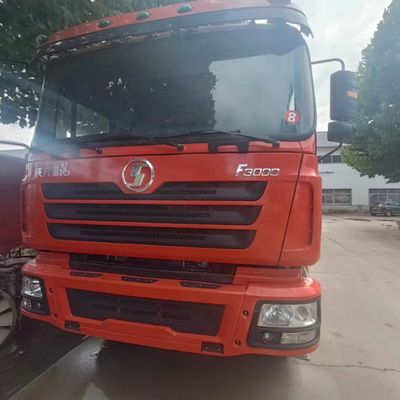 Un camion de chargement d'occasion abordable avec un système de direction hydraulique et une capacité de charge de 21 à 30 tonnes